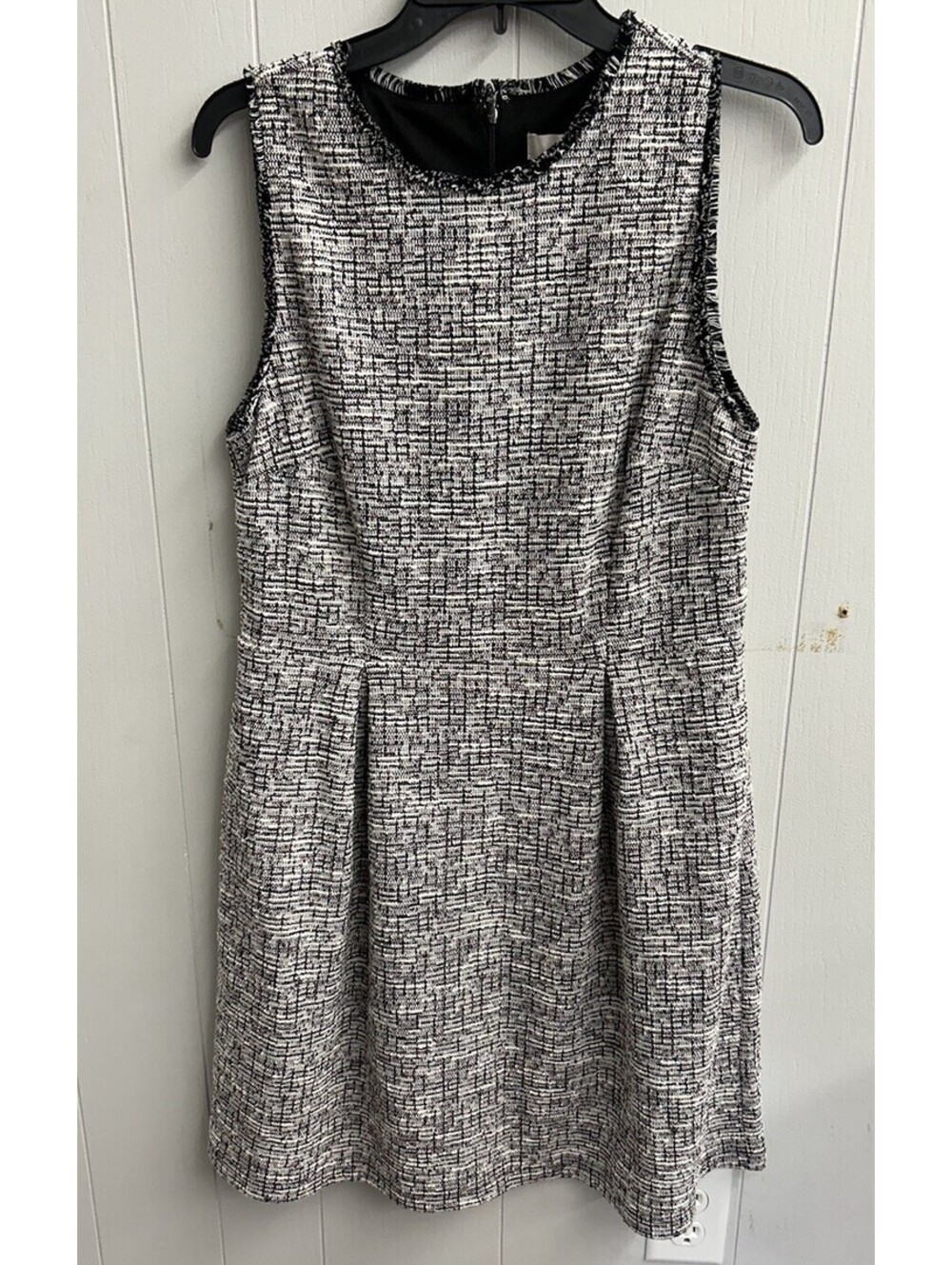 Loft Sleeveless Dress. Multi Color. Fringe Neck & Sleeve Openings. Size 12. NWT